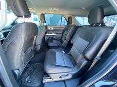 2022 Ford Explorer XLT SUV