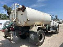 2000 GMC C7500 Water Truck