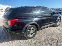 2022 Ford Explorer XLT SUV