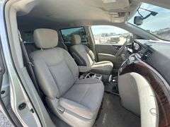 2013 Nissan Quest Minivan