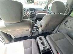 2013 Nissan Quest Minivan