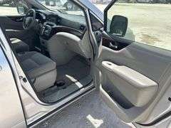 2013 Nissan Quest Minivan