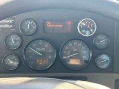 2014 Peterbilt 384 T/A Wet Kit Day Cab Truck Tractor