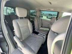 2013 Nissan Quest Minivan