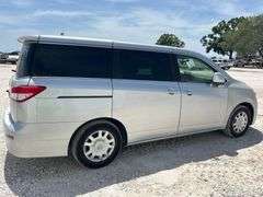 2013 Nissan Quest Minivan