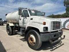 2000 GMC C7500 Water Truck