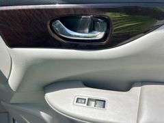 2013 Nissan Quest Minivan