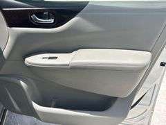 2013 Nissan Quest Minivan