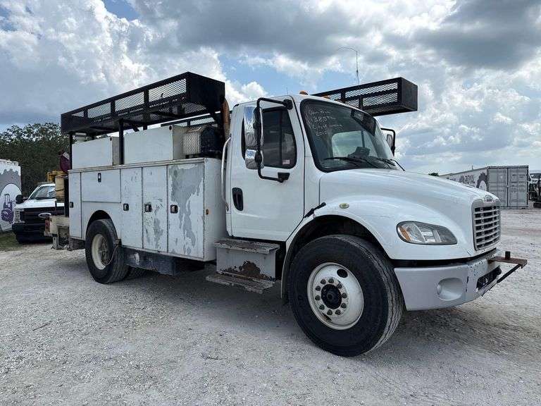 2015 Freightliner M2 106 Medium Duty Knapheide Service Truck