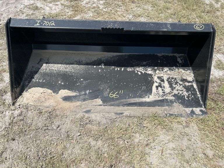 2025 Swict 66in Bucket Skid Steer Attachment