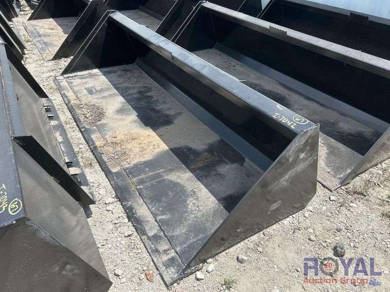 2025 Swict 84in Bucket Skid Steer Attachment