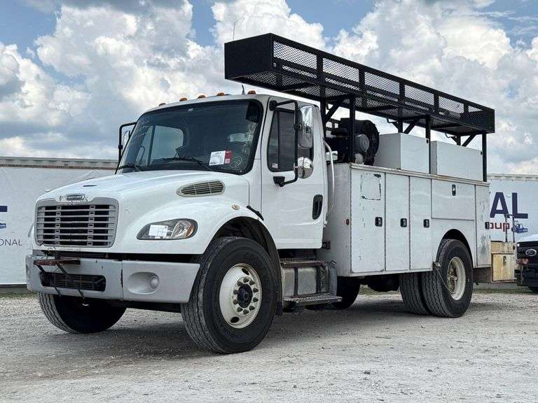 2015 Freightliner M2 106 Medium Duty Knapheide Service Truck