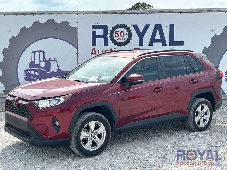 2021 Toyota RAV4 XLE SUV