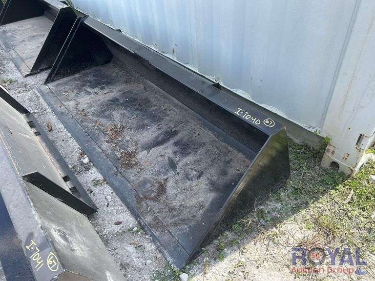 2025 Swict 84in Bucket Skid Steer Attachment