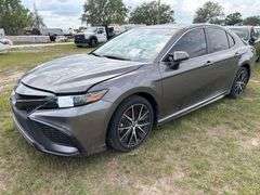 2022 Toyota Camry Hybrid Sedan