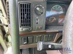 2015 Volvo VNL T/A Day Cab Truck Tractor