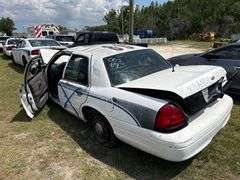 2007 Ford Crown Victoria Sedan