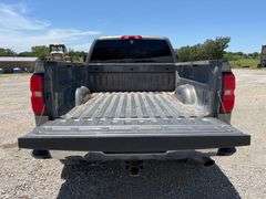 2017 Chevrolet Silverado 4x4 2500 HD Crew Cab Pickup Truck