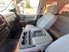 2017 Chevrolet Silverado 4x4 2500 HD Crew Cab Pickup Truck
