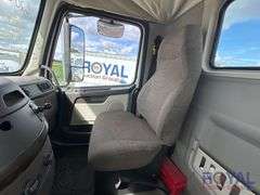 2015 Volvo VNL T/A Day Cab Truck Tractor