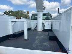 2001 Ford F-650 Altec TA40 40ft Bucket Truck
