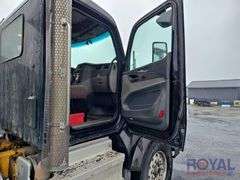 2016 Peterbilt 567 Tri-Axle Dump Truck