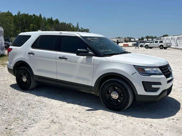 2017 Ford Explorer AWD SUV