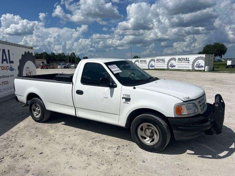 1999 Ford F-150 Pickup Truck
