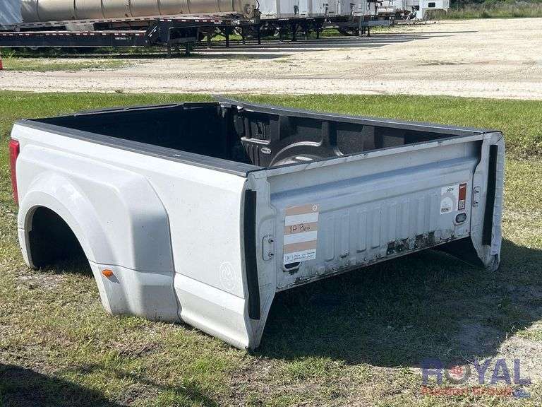 Ford Super Duty 8ft. Truck Bed