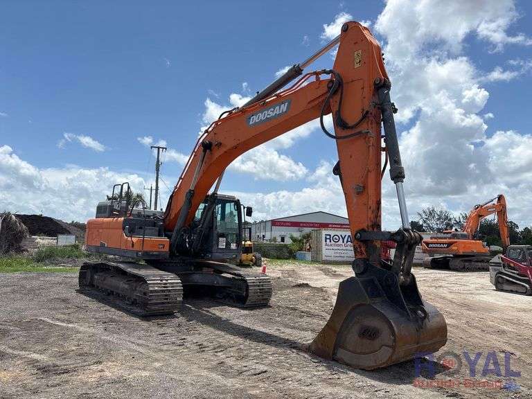 2020 Doosan DX350 LC-5 Hydraulic Excavator