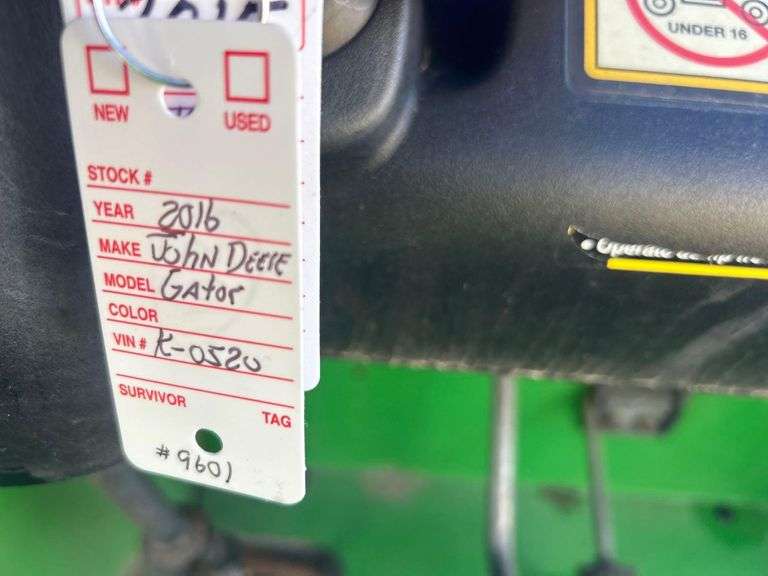 2015 John Deere TS Gator 4x4 Utility Cart