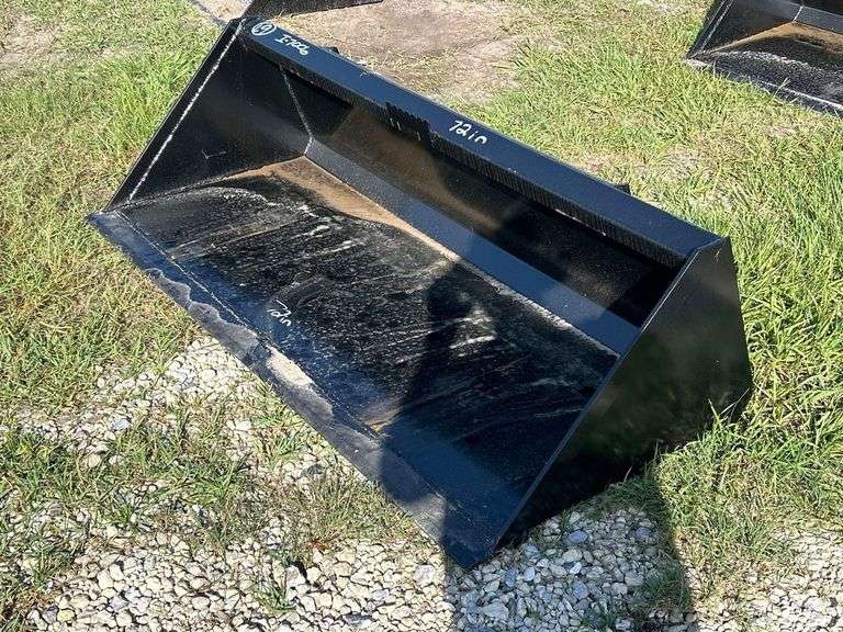 2025 Swict 72in Bucket Skid Steer Attachment