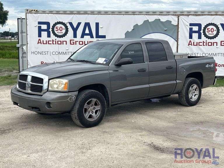 2006 Dodge Dakota 4x4 Crew Cab Pickup Truck