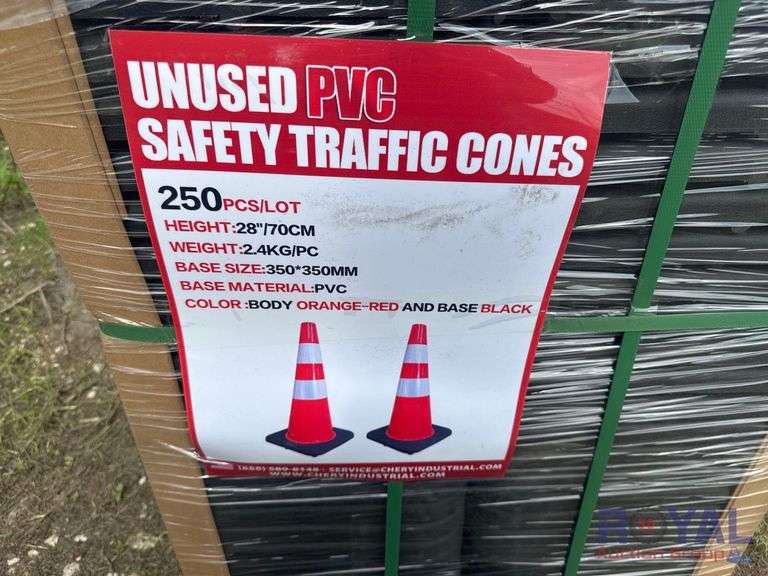Pallet of 250 28in PVC Safety Traffic Cones