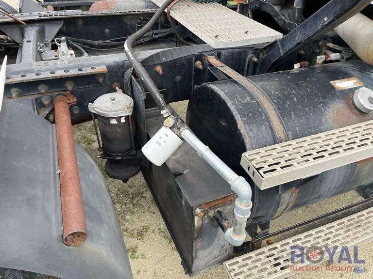2000 Mack CH612 Wet Kit Day Cab Truck Tractor