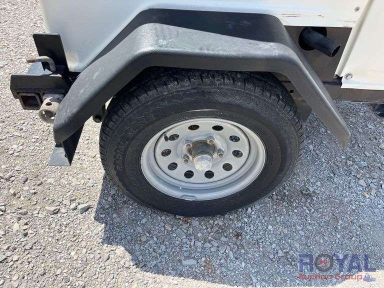 2018 Terex RL4 4000W Towable Light Tower