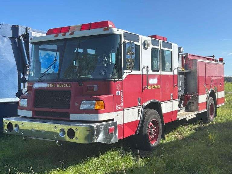 1999 Pierce Quantum Fire Truck