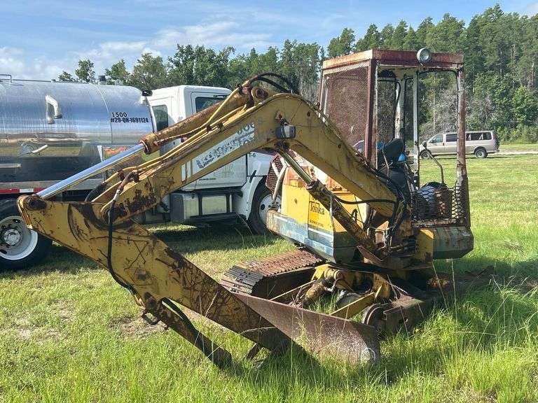 Komatsu Midi Excavator