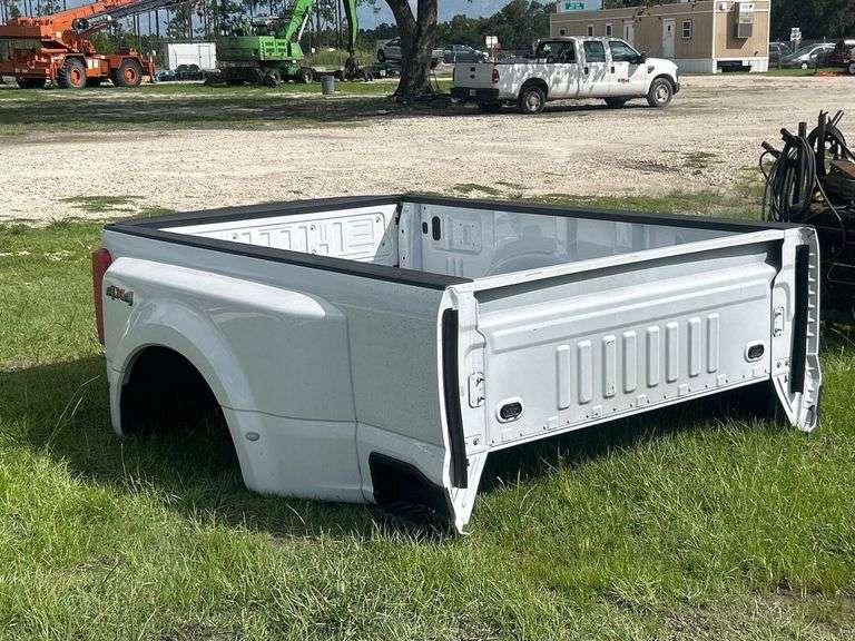 Ford Super Duty 8ft. Truck Bed