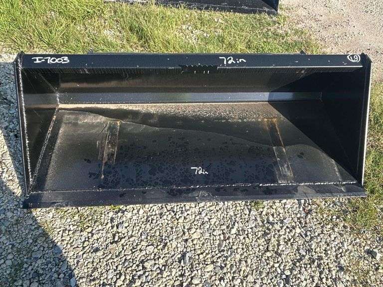 2025 Swict 72in Bucket Skid Steer Attachment