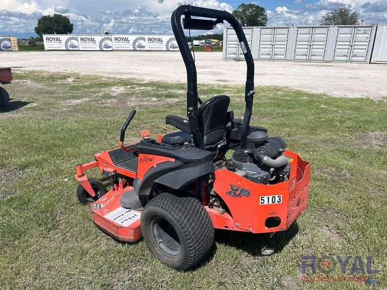 2017 Bad Boy Outlaw XP61 61in. Zero Turn Commercial Mower