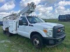 2014 Ford F-350 Altec AT200A Insulated Bucket Truck