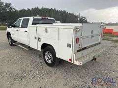 2017 Chevrolet Silverado 3500 HD 4x4 Crew Cab Reading Service Truck