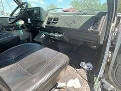 2001 Chevrolet C6500 Wrecker Tow Truck
