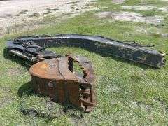 Terex Loader Arm with Bucket