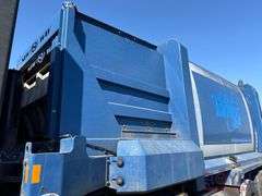 2014 Crane Carrier Low Entry New Way 31Yd Side Loader Garbage Truck