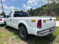 2000 Ford F-350 Pickup Truck