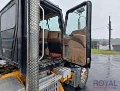 2017 Mack GU713 Granite Tri-Axle Dump Truck