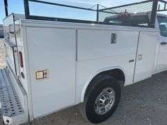 2017 Chevrolet Silverado 2500HD 4x4 Crew Cab Reading Service Truck