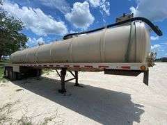 2005 Superior  Trailers VT130 T/A Tanker Trailer